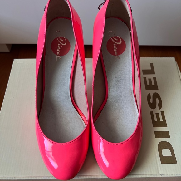 Diesel Pink Patent Leather Pump - Picture 3 of 6